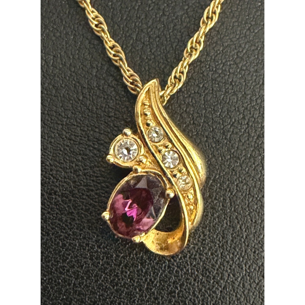 Vintage Rhinestone Avon Necklace Gold Tone Purple